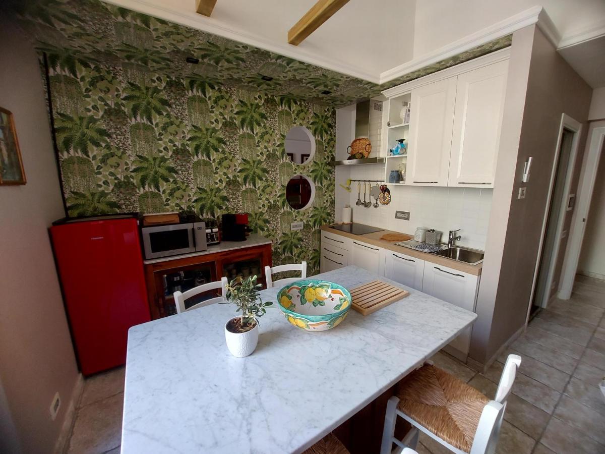 New! Bellissimo Palazzofranchi Pantheon Apartment Rome Exterior photo